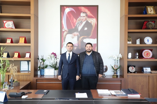 �orlu Ziraat Odas� Ba�kan� Ali TOPUZ&acute;dan �orlu TSO Y�netim Kurulu Ba�kan� �zzet VOLKAN&acute;a Hay�rl� Olsun Ziyareti